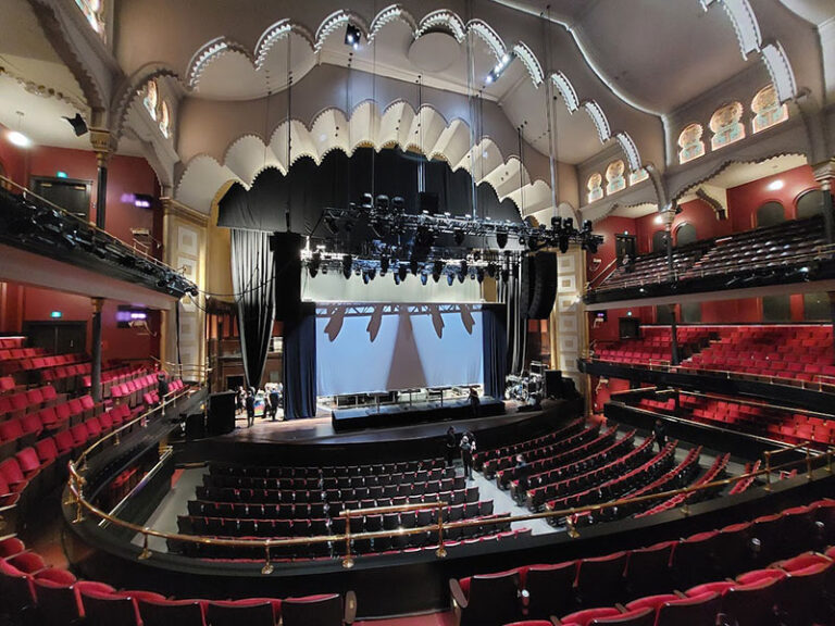 massey-hall-252.jpeg