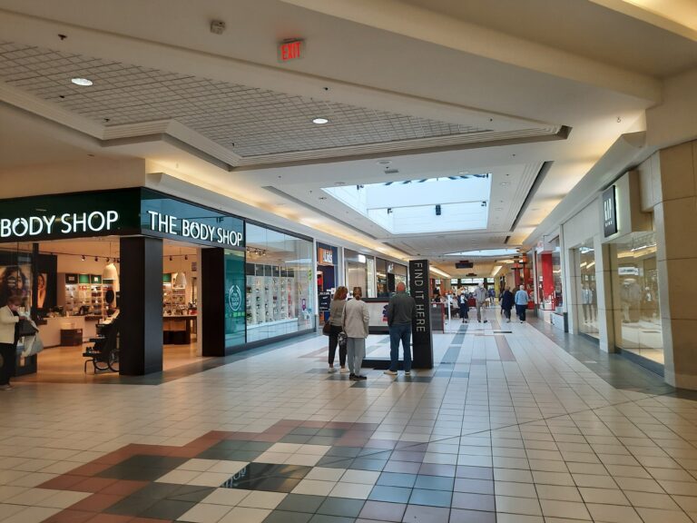 orchard-park-mall-198.jpeg