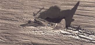 plane-crash-greenland-12.jpeg