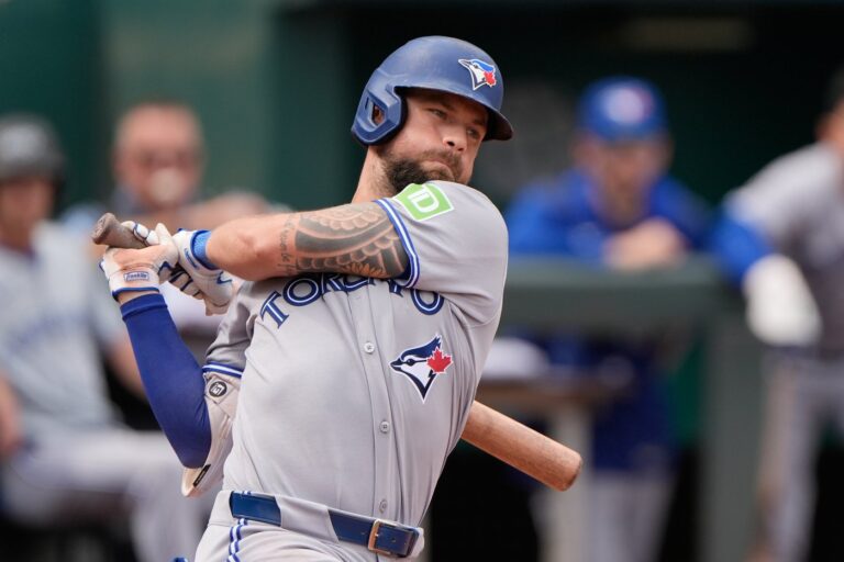 schneider-blue-jays-136.jpeg