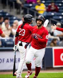 strauss-mlb-109.jpeg