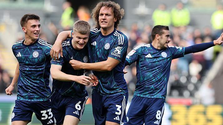 swansea-vs-leicester-city-243.jpeg