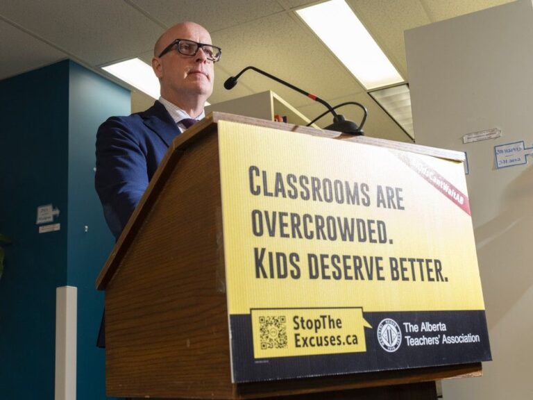 teacher-lockout-alberta-168.jpeg