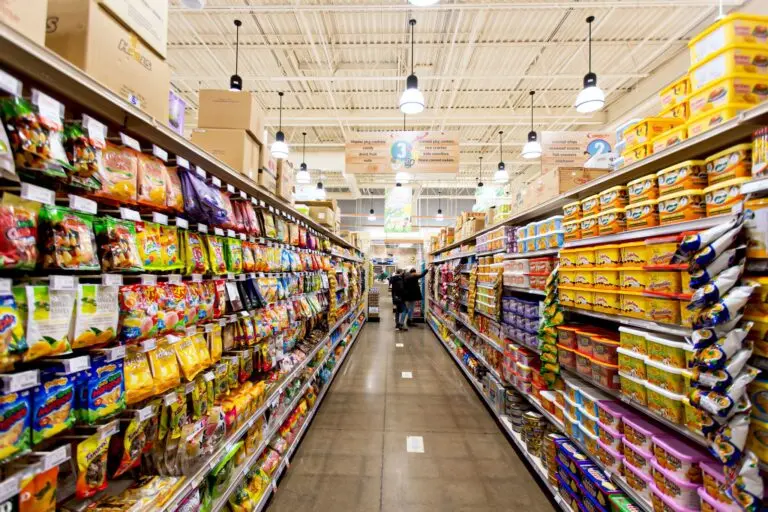Thanksgiving Monday Grocery Stores Open: What You Need to Know