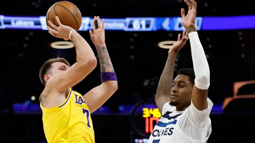 timberwolves-vs-lakers-8.jpeg