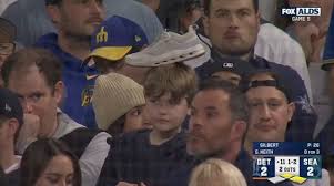 why-do-mariners-fans-put-shoes-on-their-heads-77.jpeg
