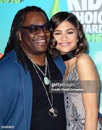 zendaya-192.jpeg