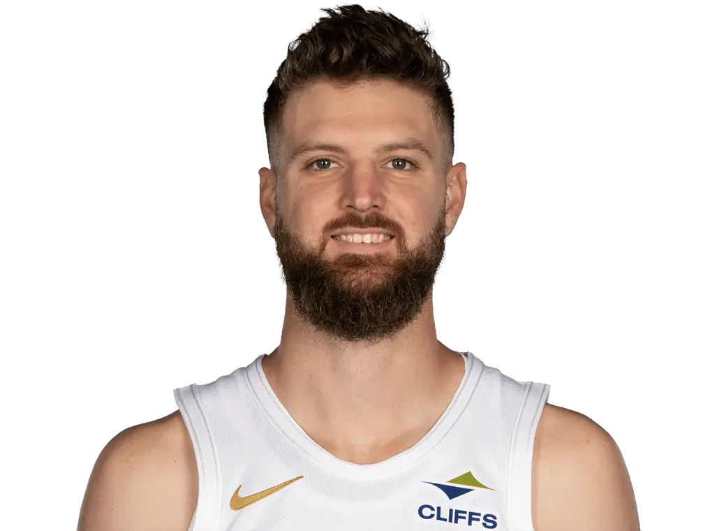 Dean Wade: The Rising Star of the NBA
