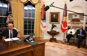 donald-trump-oval-office-7.jpeg