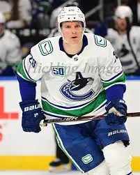 antoine-roussel-180.jpeg