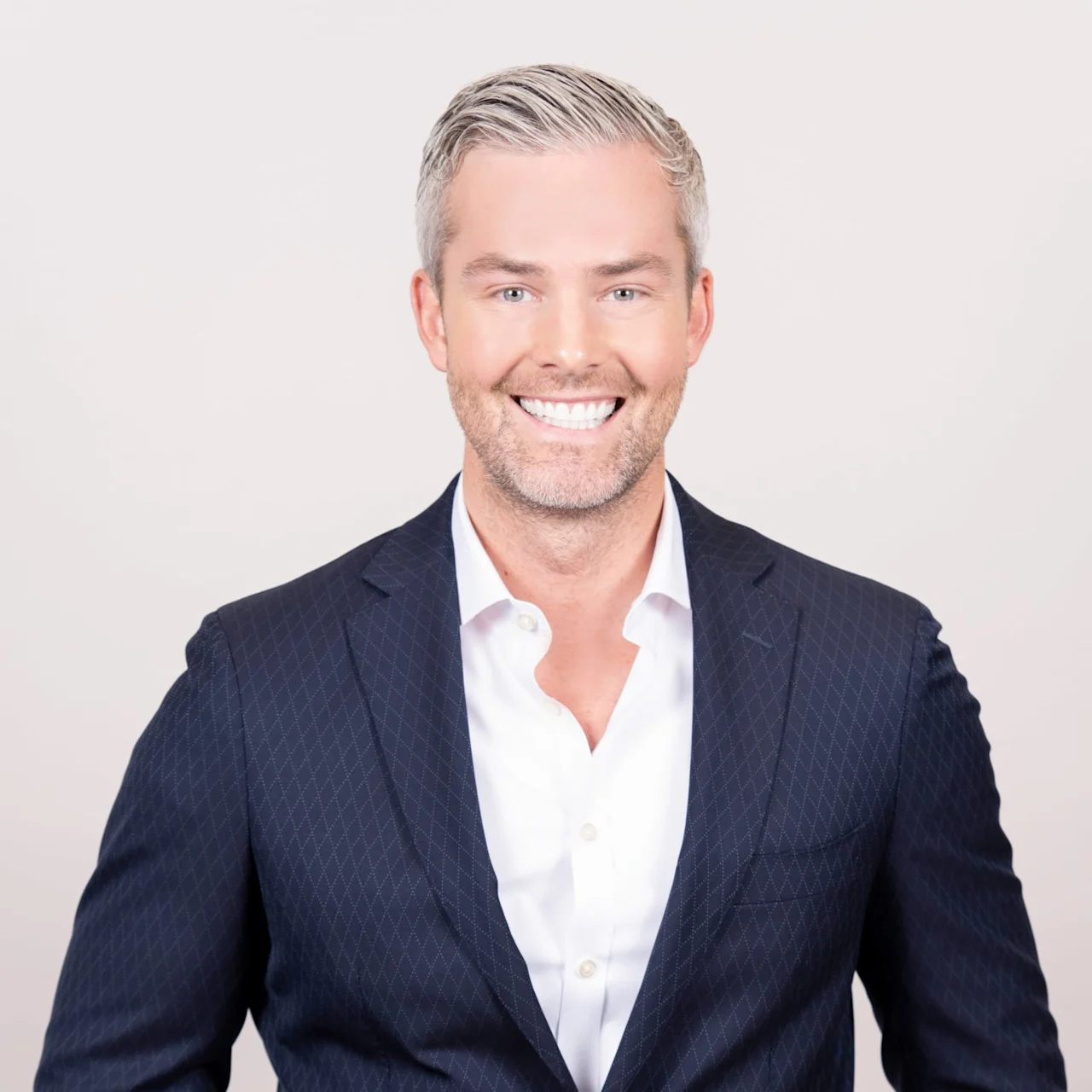 ryan-serhant-142.webp