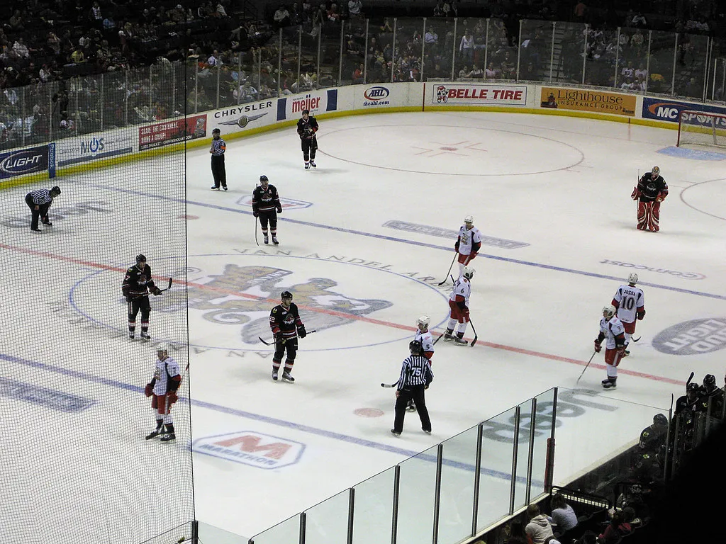 hockey games tonight — CA news