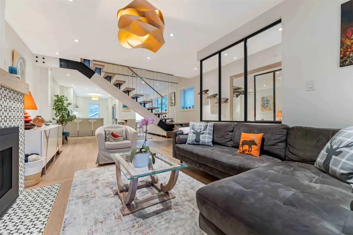 153 glencairn avenue — CA news
