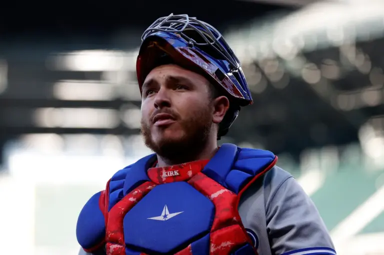 alejandro kirk — CA news