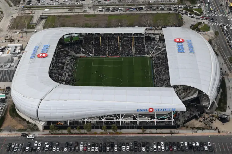 bmo field — CA news