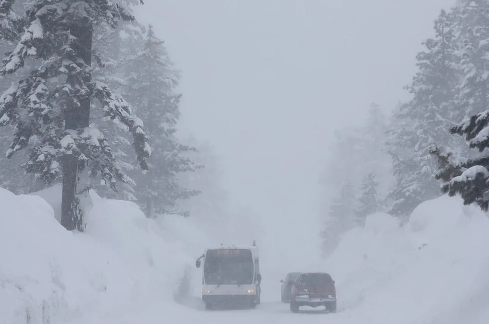 heavy snow warning — CA news