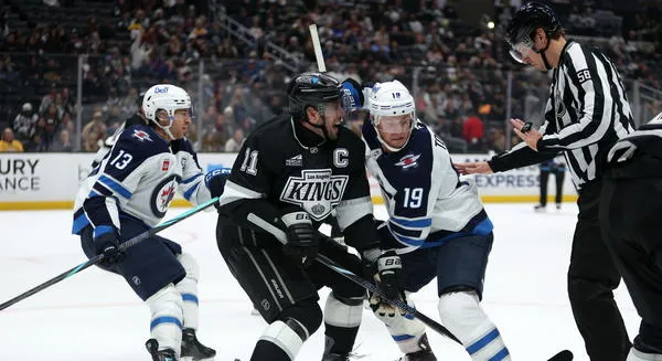 jonathan toews — CA news