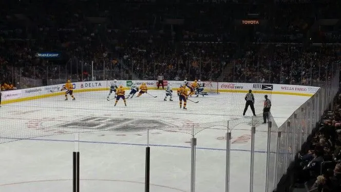 kings vs canucks — CA news