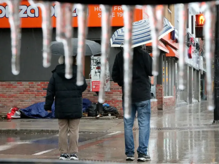 ottawa school bus — CA news