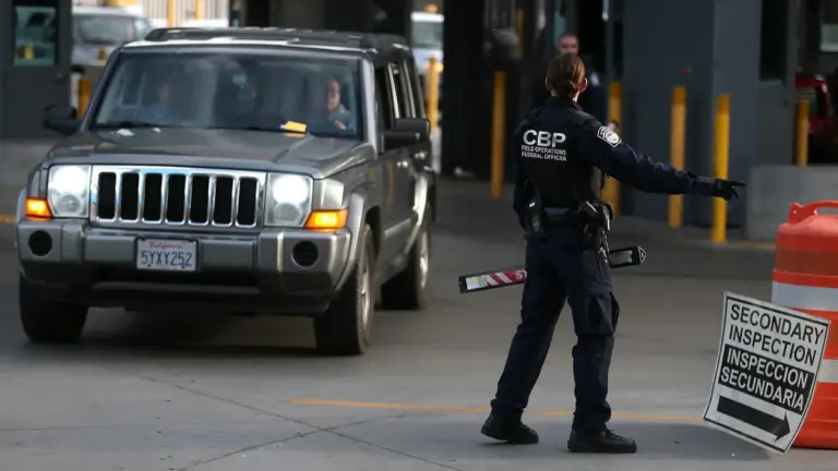 us border agents searching phones — CA news