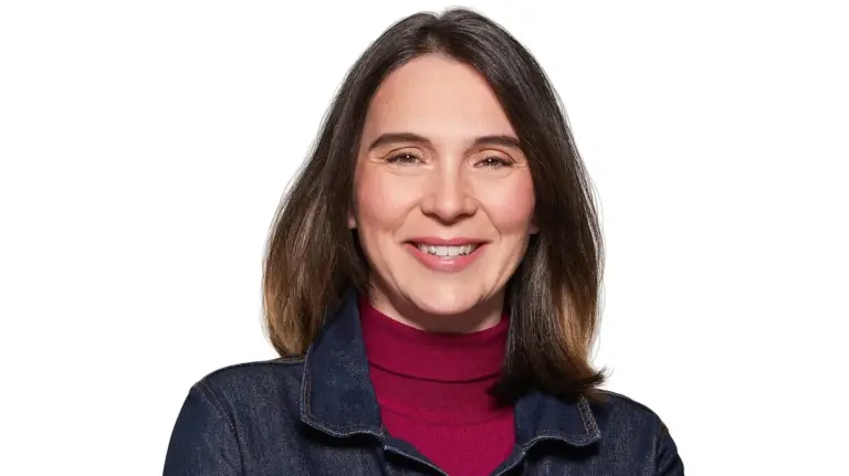 annie desrochers — CA news