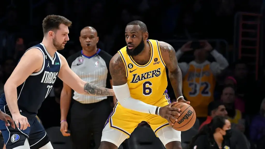 lakers vs mavericks — CA news