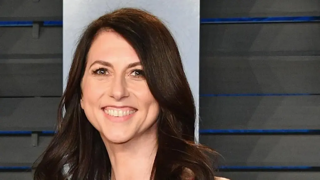 mackenzie scott — CA news