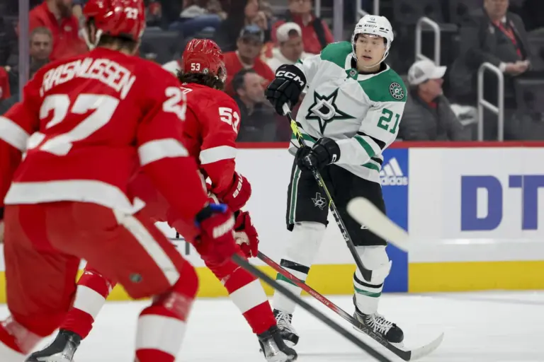 Robertson declines Kraken offer, Stars explore other team interests image 1