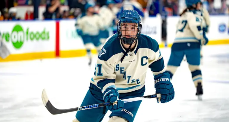 Las Vegas reportedly to sign Hilary Knight, trade to Detroit for first-round pick