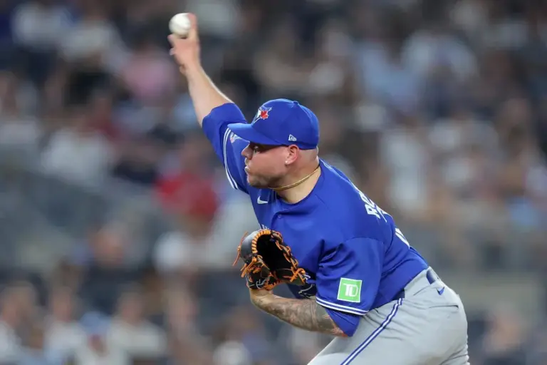 Blue Jays shuffle roster, designate Yariel Rodríguez for assignment image 1