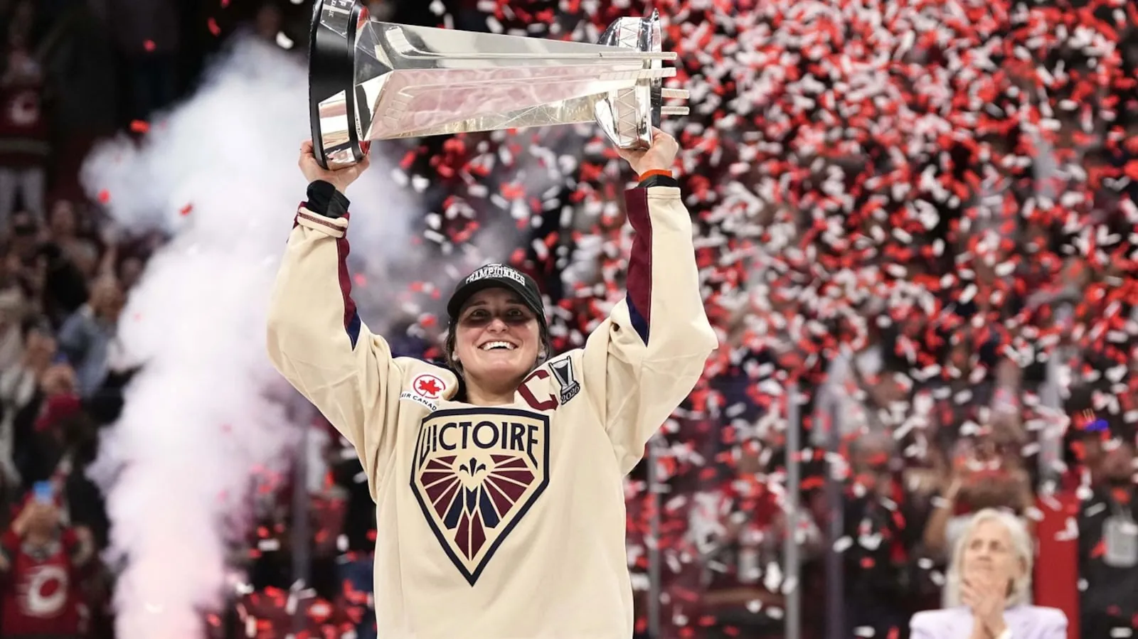 Montreal Victoire's Marie-Philip Poulin (29) raises the PWHL Walter Cup after the team's win against the Ottawa Charge in Ottawa on Wednesday, May 20, 2026. THE CANADIAN PRESS/Justin Tang(Justin Tang)