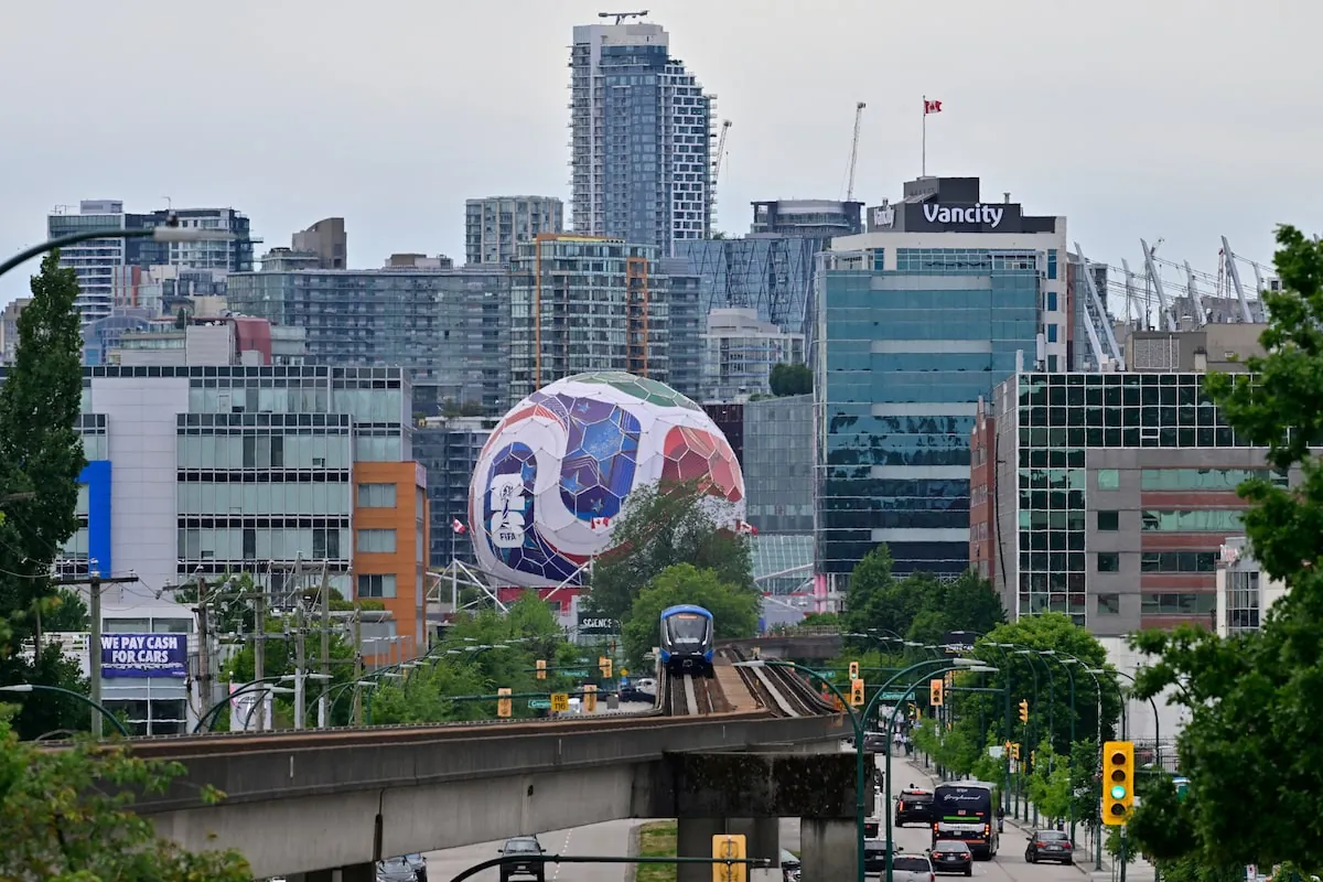The FIFA frenzy was supposed to be a boon for tourism in Toronto and Vancouver, but many Airbnb hosts are finding the opposite.Jennifer Gauthier