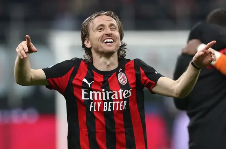 Luka Modric signs one-year extension with AC Milan