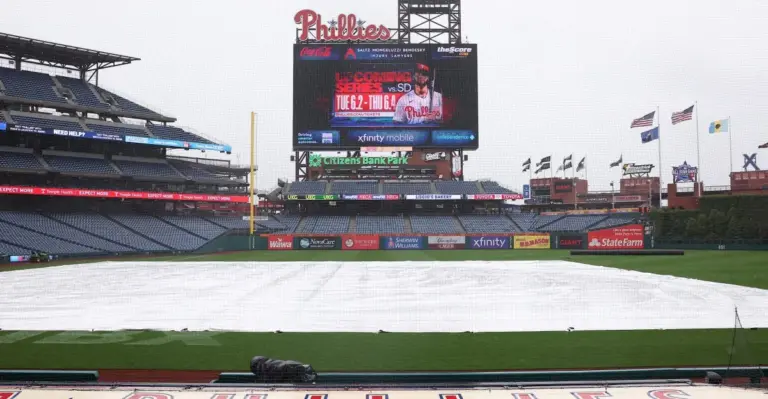 Toronto Blue Jays aim for series sweep against Philadelphia Phillies image 1