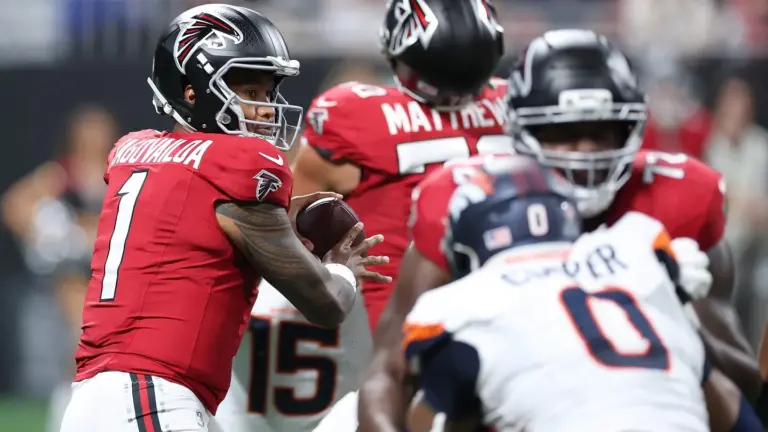 Falcons QB Tua Tagovailoa Limited in Practice with Oblique Injury image 1