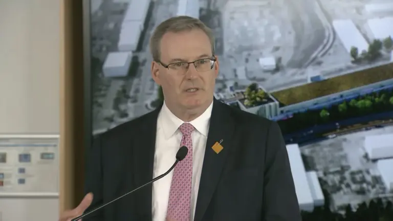 Metro Vancouver’s top executive departs weeks before election