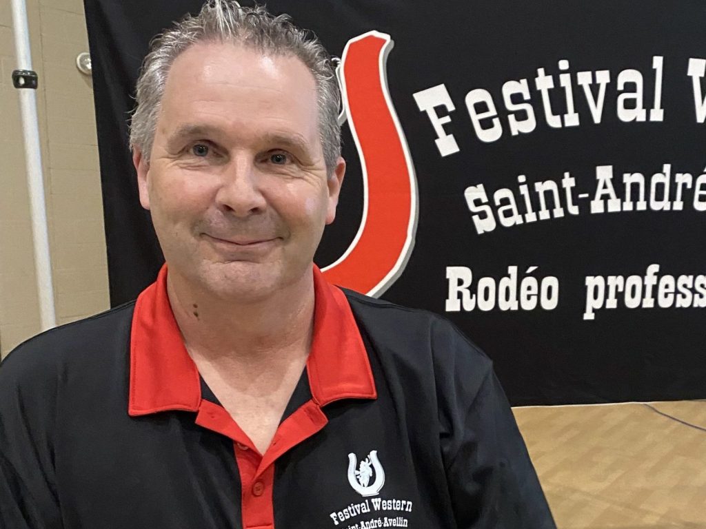 Manèges, hommes forts et lutte au Festival western de Saint-André-Avellin