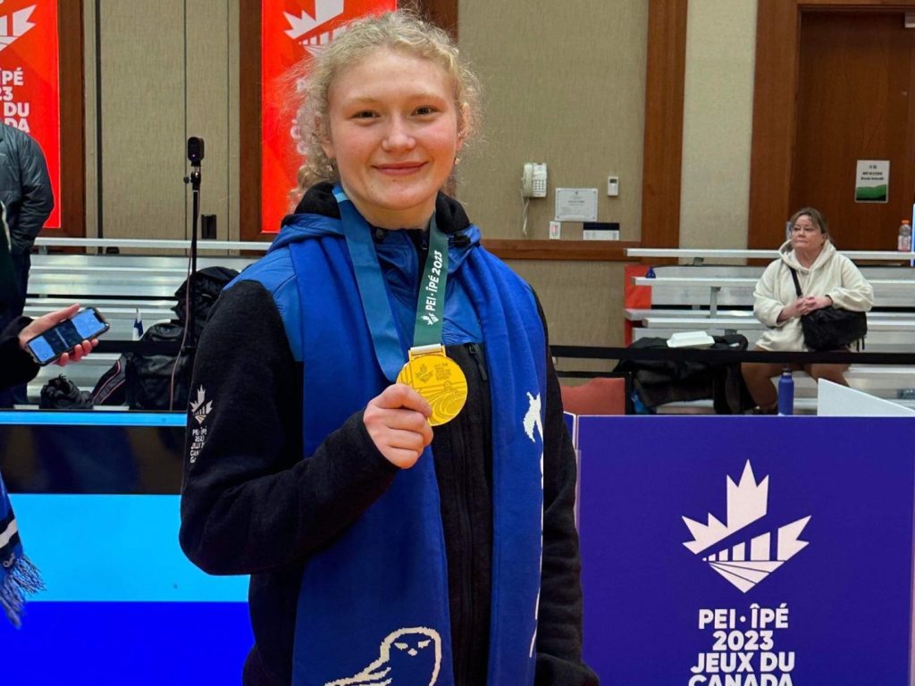 Loïka Robertson, la judoka médaillée d’or et fierté en Petite Nation