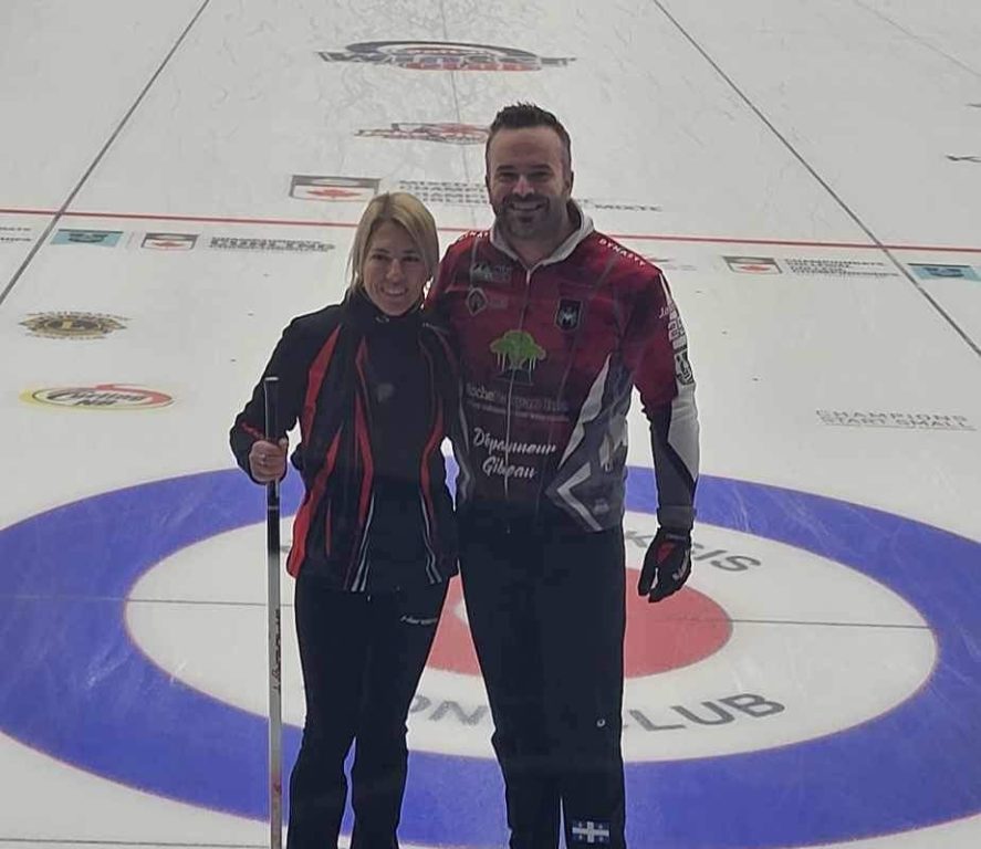 Jasmin Gibeau curling intérieur 